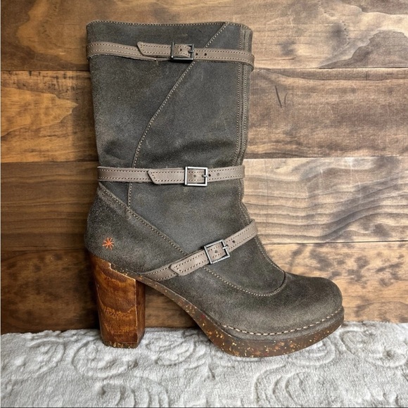 The Art Company Mid Ankle Boots Sz 38 US 7-7.5 Leather Suede Wooden Heel Buckle - Picture 13 of 13